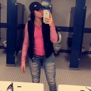 Meet your Posher, Kiley